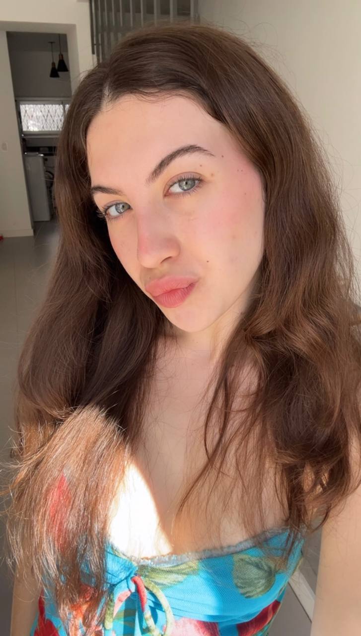 Nude girl Amber in Suihua