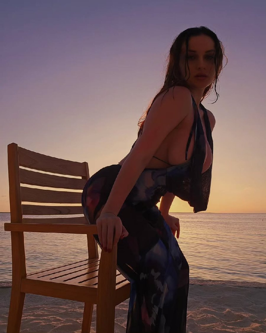 Sexy girl Miranda Faith nude in Suihua