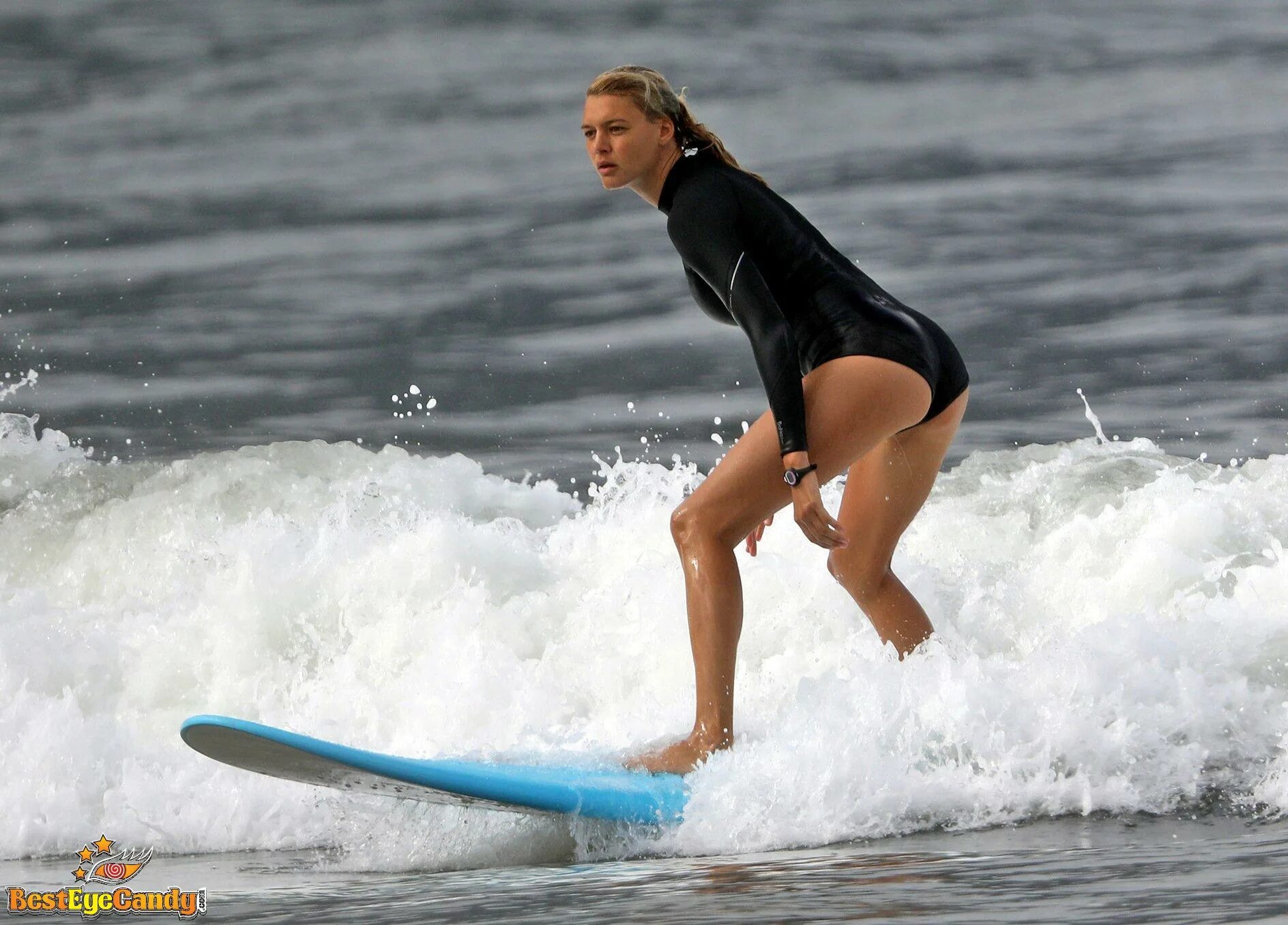 Kelly Rohrbach underwear in Suihua