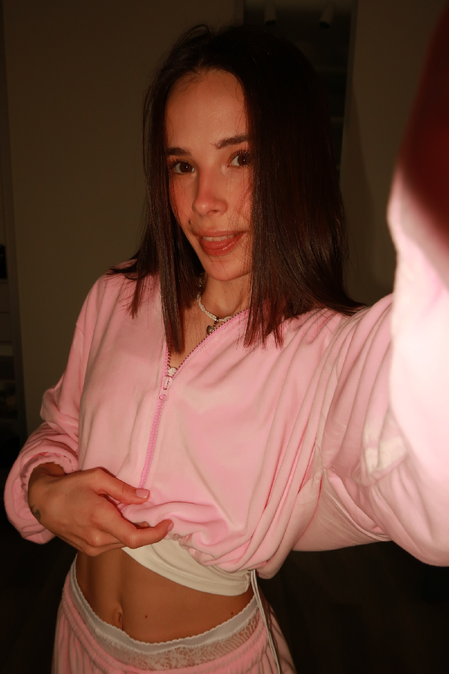 Tina brings the glow — live moments in Suihua